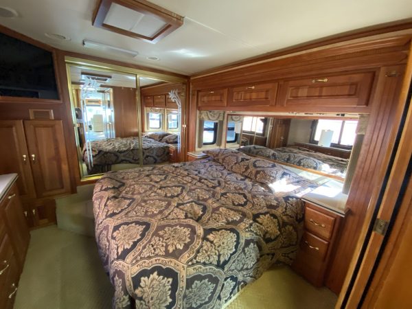 2004 Holiday Rambler Imperial 40PST - Image 40