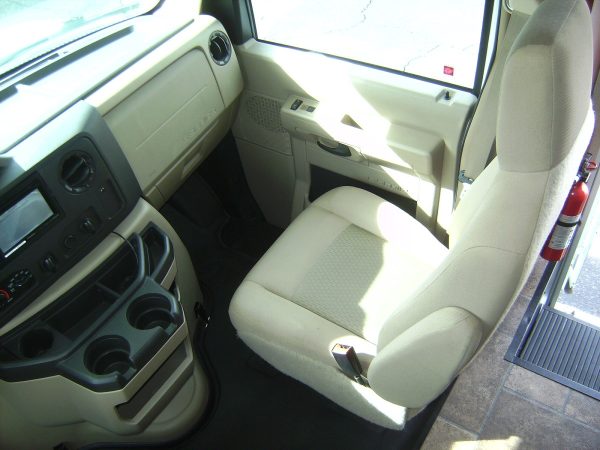 2015 Winnebago Minnie Winnie 27Q - Image 39