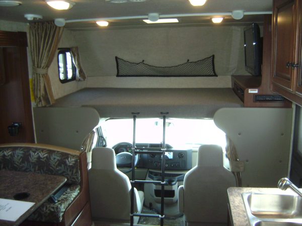 2012 Fleetwood Jamboree Sport 28Z - Image 40