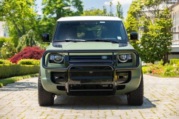 2022 Land Rover Defender 110 - Image 7