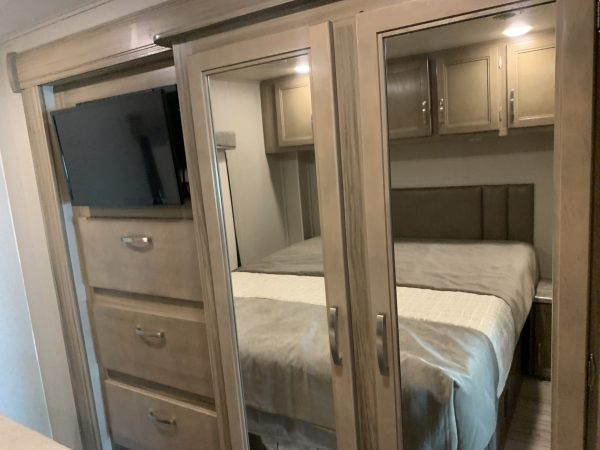 2019 Entegra Vision 29S - Image 40