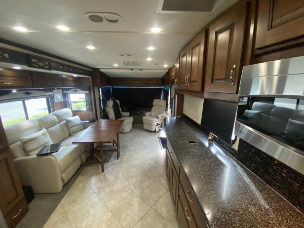 2013 Fleetwood Excursion 33A - Image 43