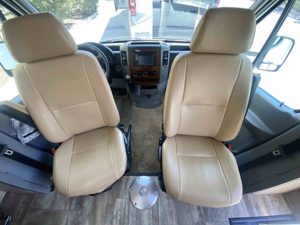 2015 Forest River Solera 24R - Image 34