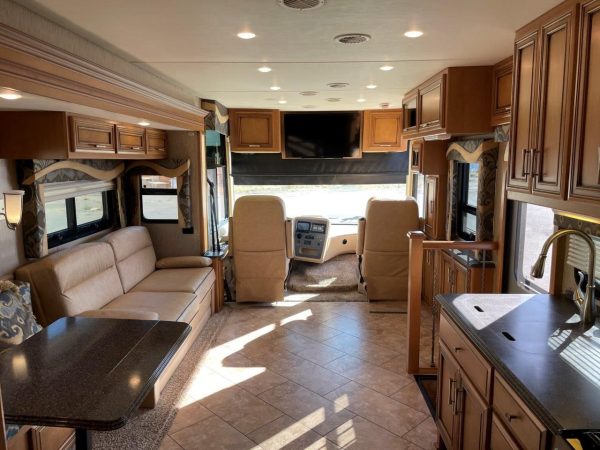 2016 Newmar Canyon Star 3911 - Image 44