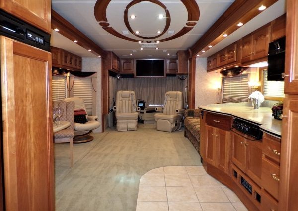 2005 Country Coach Allure 470 Series Mckenzie Bridge - Image 14