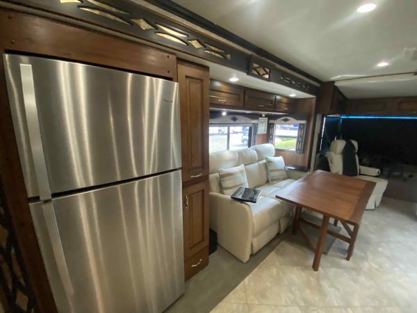 2013 Fleetwood Excursion 33A - Image 44