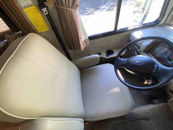 2014 Fleetwood Storm 28MS - Image 36
