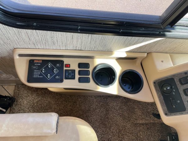 2016 Newmar Canyon Star 3911 - Image 50