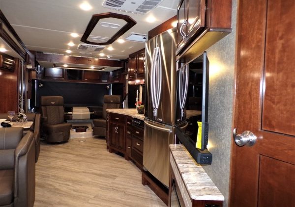 2019 Fleetwood Bounder 35K - Image 45