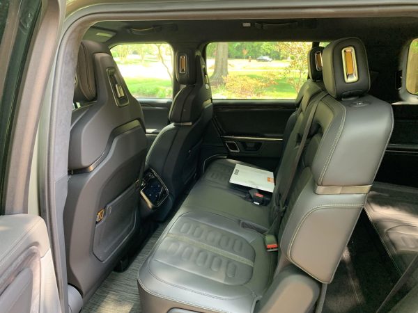 2023 Rivian R1S Launch Edition - Image 4