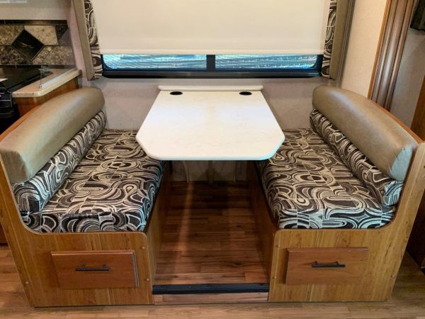 2016 Jayco Greyhawk 29ME - Image 43