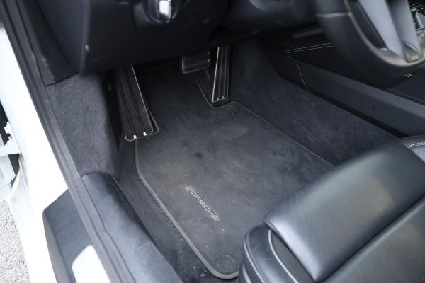 2020 Porsche 911 Carrera 4S - Image 12