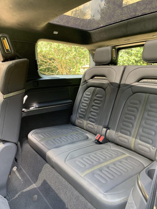 2023 Rivian R1S Launch Edition - Image 10