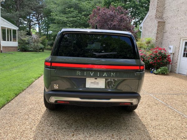 2023 Rivian R1S Launch Edition - Image 13