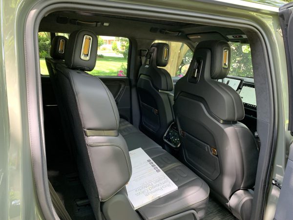 2023 Rivian R1S Launch Edition - Image 19