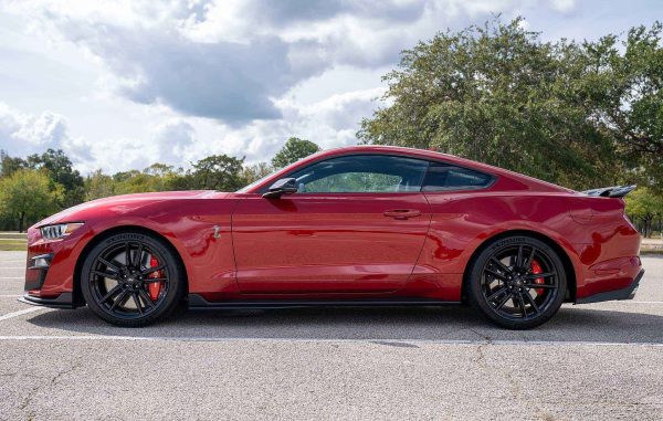 2022 Ford Mustang Shelby GT500 - Image 12
