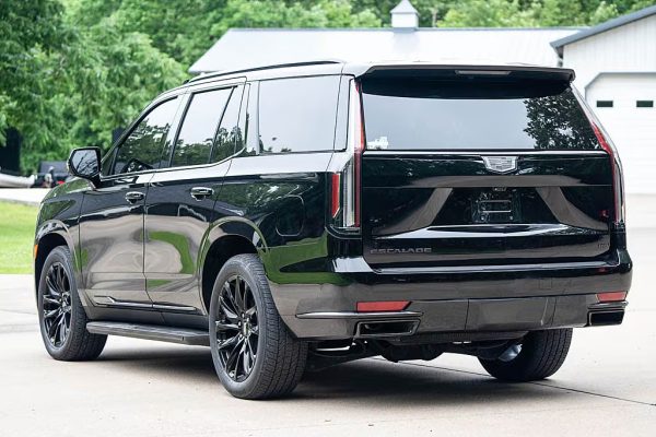 2021 Cadillac Escalade Sport - Image 10