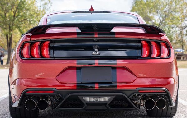 2022 Ford Mustang Shelby GT500 - Image 16