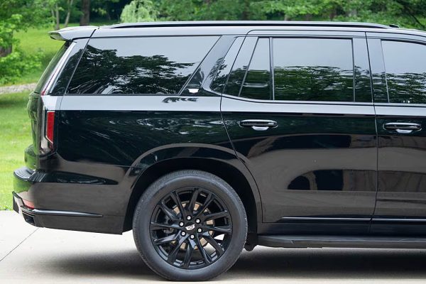2021 Cadillac Escalade Sport - Image 14