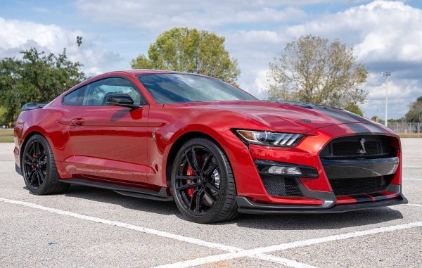 2022 Ford Mustang Shelby GT500 - Image 2