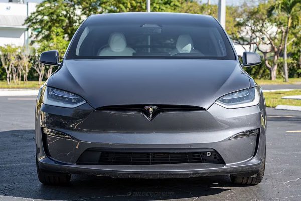 2022 Tesla Model X Plaid - Image 24