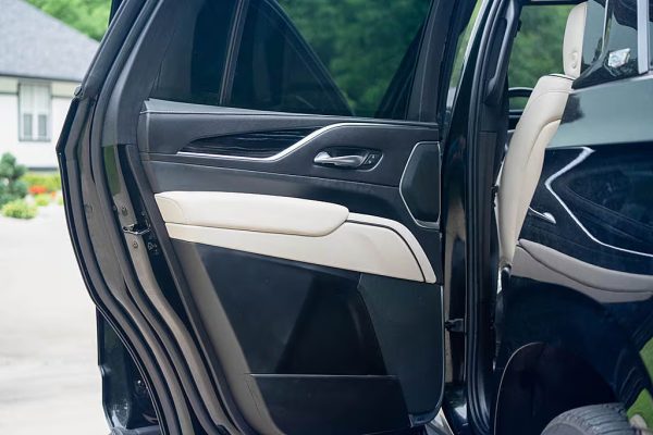 2021 Cadillac Escalade Sport - Image 24