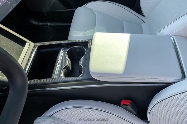 2022 Tesla Model X Plaid - Image 32