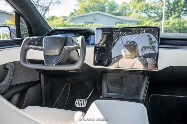 2022 Tesla Model X Plaid - Image 33