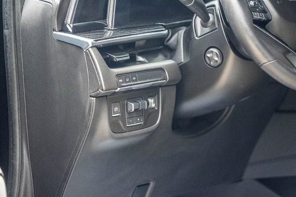 2021 Cadillac Escalade Sport - Image 27