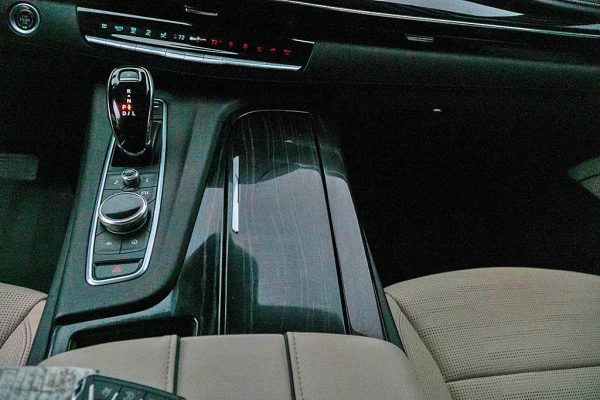 2021 Cadillac Escalade Sport - Image 32