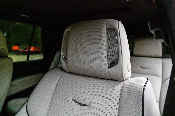 2021 Cadillac Escalade Sport - Image 35