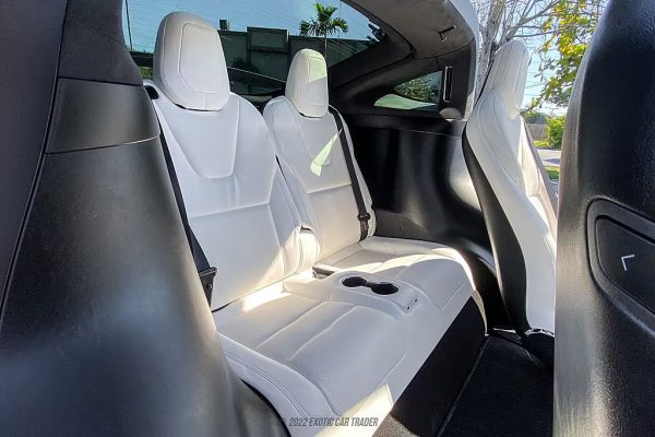 2022 Tesla Model X Plaid - Image 46