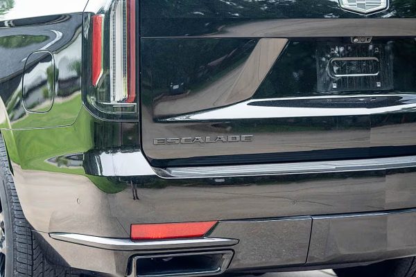 2021 Cadillac Escalade Sport - Image 42