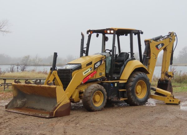 2018 Caterpillar 420F2 - Image 24