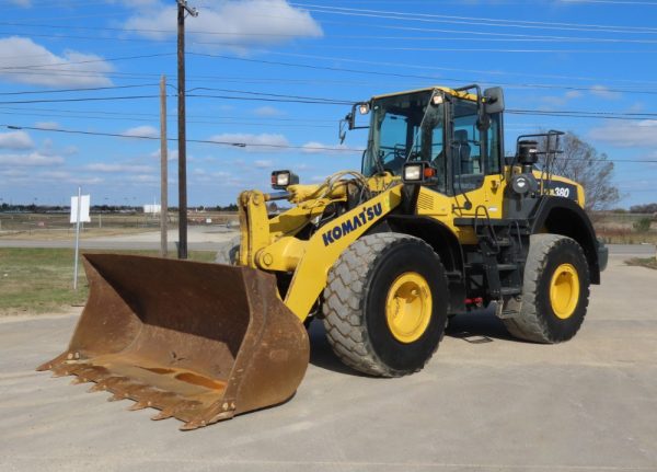 2019 Komatsu WA380-8 - Image 10