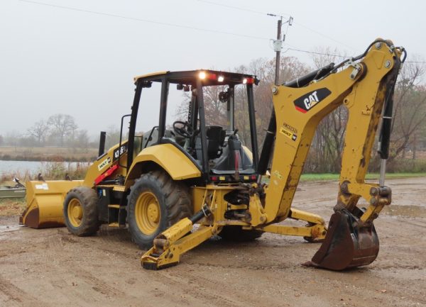 2018 Caterpillar 420F2 - Image 26