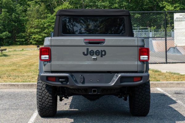 2020 Jeep Gladiator Sport S - Image 15