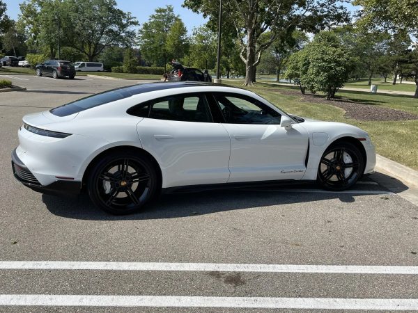 2020 Porsche Taycan Turbo - Image 38