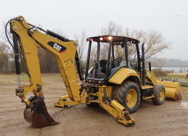 2018 Caterpillar 420F2 - Image 27