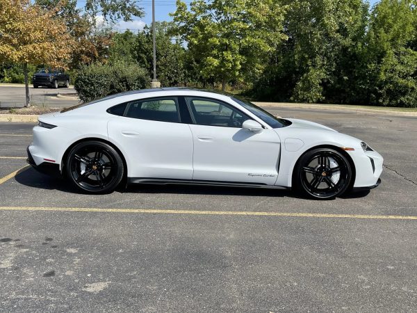 2020 Porsche Taycan Turbo - Image 39