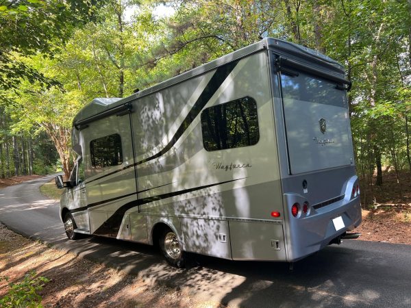 2020 Tiffin Wayfarer 25QW - Image 12