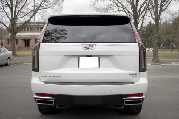 2021 Cadillac Escalade Premium Luxury - Image 20
