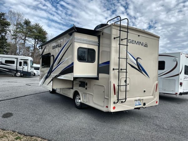2022 Thor Motor Coach GEMINI 23TW - Image 6