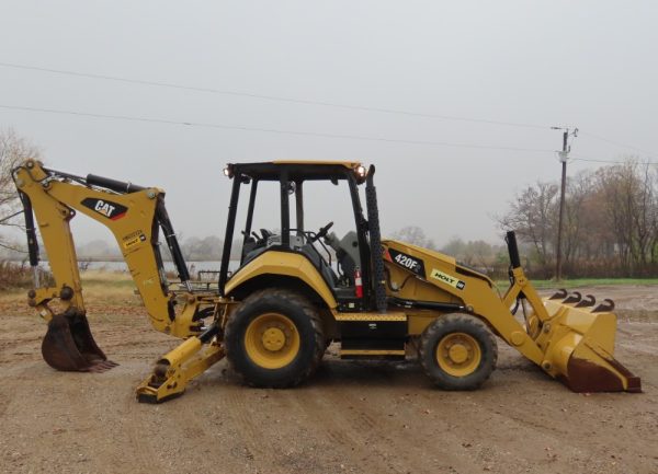 2018 Caterpillar 420F2 - Image 29