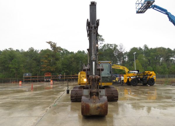 2018 John Deere 210G LC - Image 22
