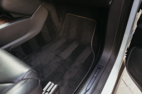 2019 Tesla Model X 100D - Image 13