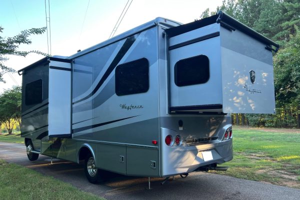 2020 Tiffin Wayfarer 25QW - Image 15