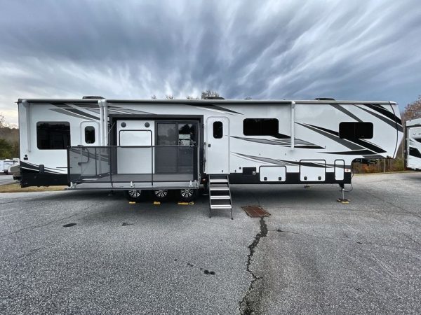 2021 Jayco Seismic 4113 - Image 48