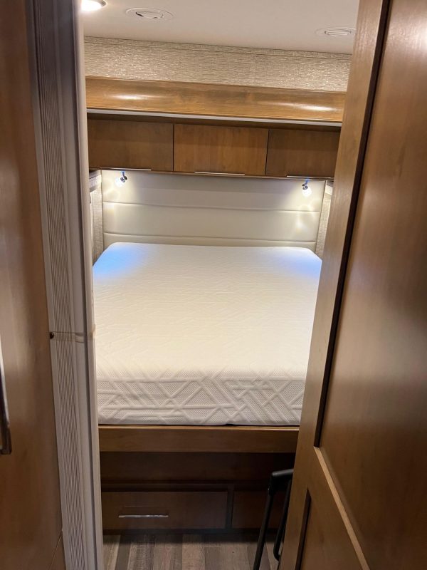 2020 Tiffin Wayfarer 25QW - Image 105