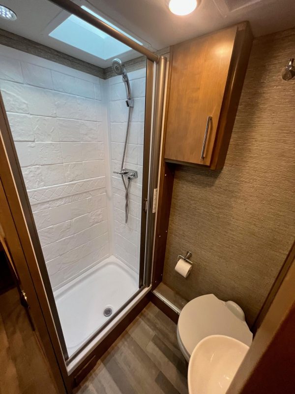 2020 Tiffin Wayfarer 25QW - Image 108